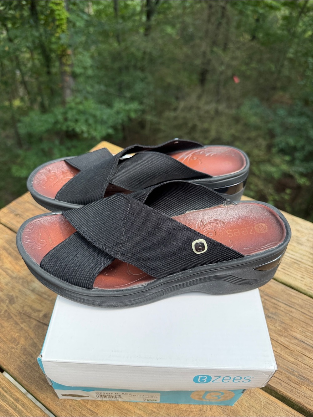 BZEES DESIRE WEDGE SLIDE SANDALS